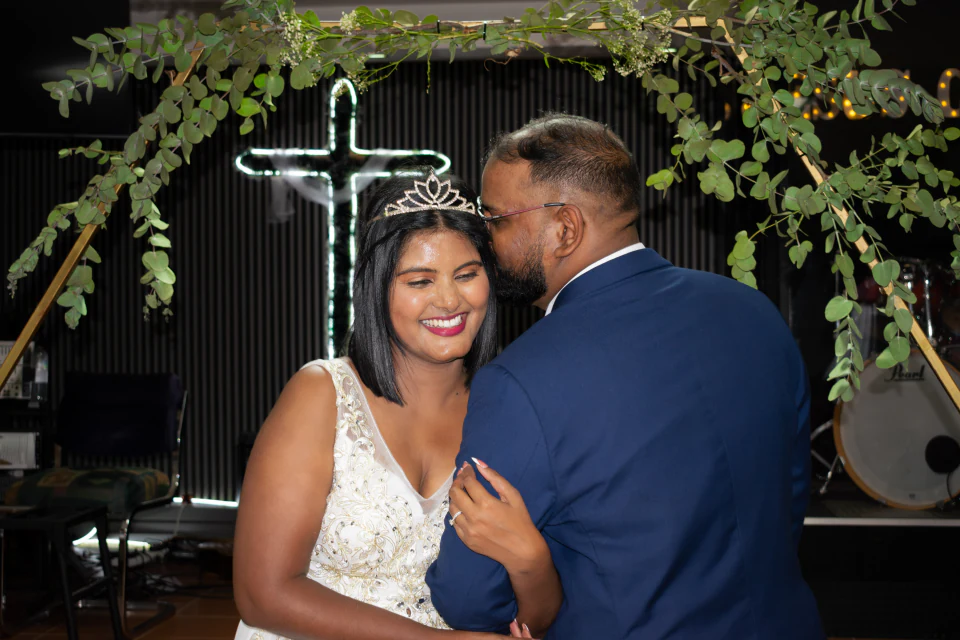 Engagement and wedding photography by AKGraphics